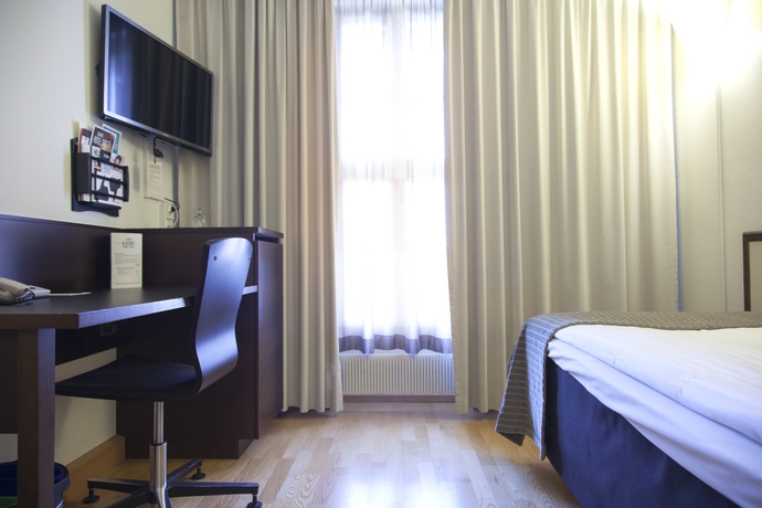 Imagen de la habitación del Hotel Scandic Grand Marina. Foto 8