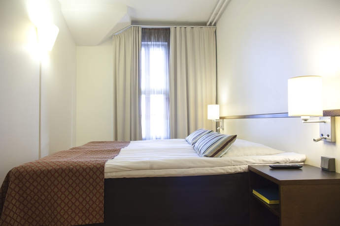 Imagen de la habitación del Hotel Scandic Grand Marina. Foto 11