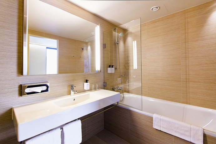 Imagen de la habitación del Hotel Scandic Hamburg Emporio. Foto 4