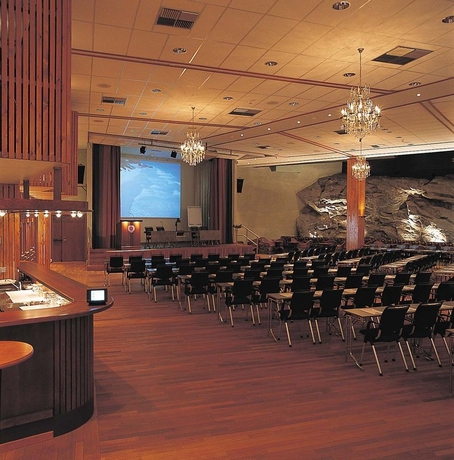 Imagen de los interiores del Hotel Scandic Harstad. Foto 10