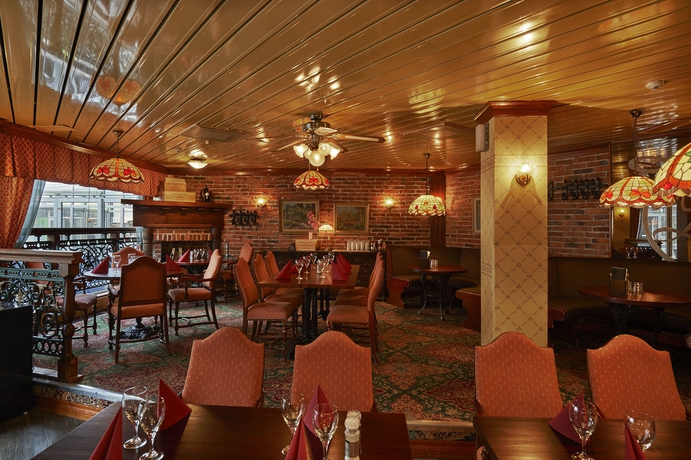 Imagen del bar/restaurante del Hotel Scandic H&auml;meenlinna City. Foto 2