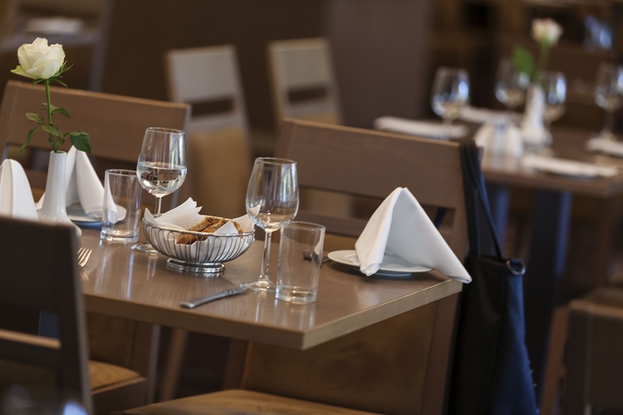 Imagen del bar/restaurante del Hotel Scandic Helsfyr. Foto 6