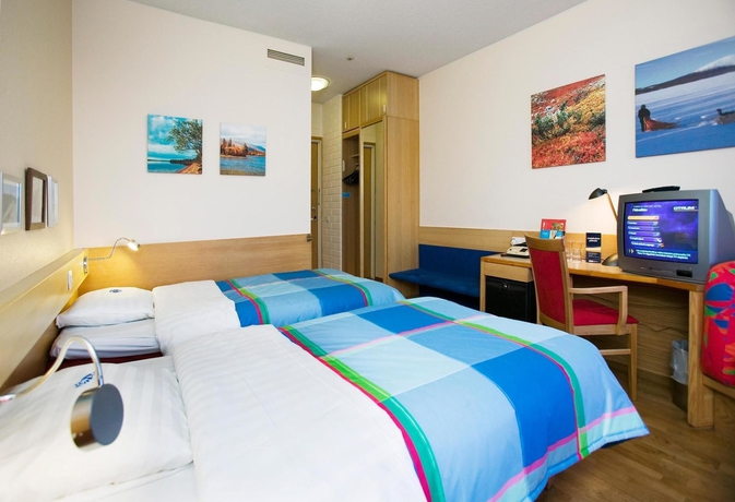 Imagen de la habitación del Hotel Scandic Helsinki Aviacongress. Foto 4