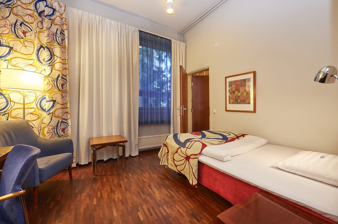 Imagen de la habitación del Hotel Scandic Helsinki Aviapolis. Foto 8