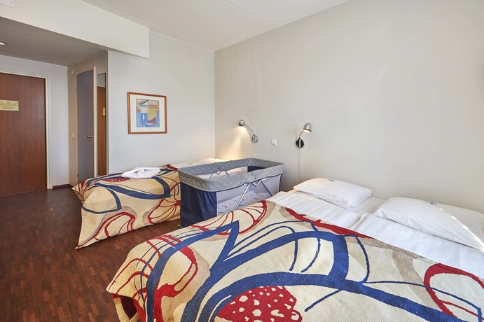 Imagen de la habitación del Hotel Scandic Helsinki Aviapolis. Foto 10