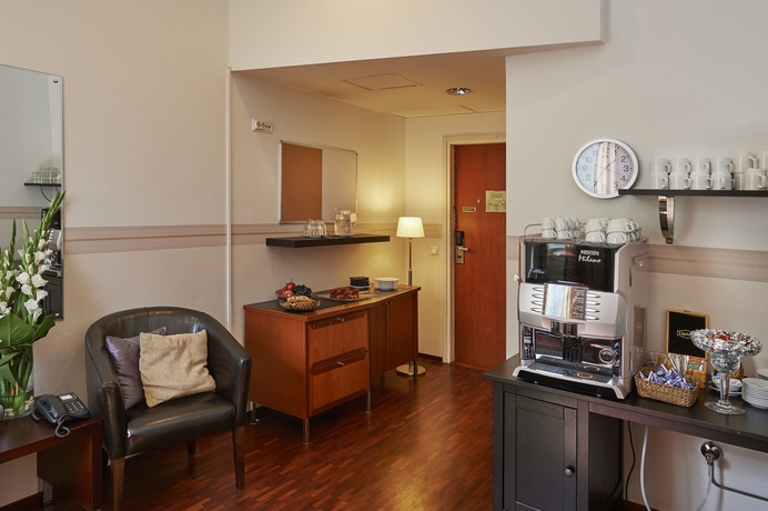 Imagen de los interiores del Hotel Scandic Helsinki Aviapolis. Foto 16