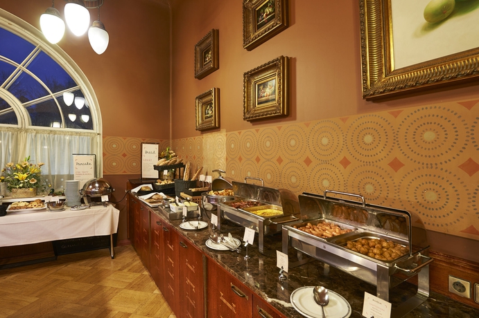 Imagen del bar/restaurante del Hotel Scandic Imatran Valtionhotelli. Foto 5