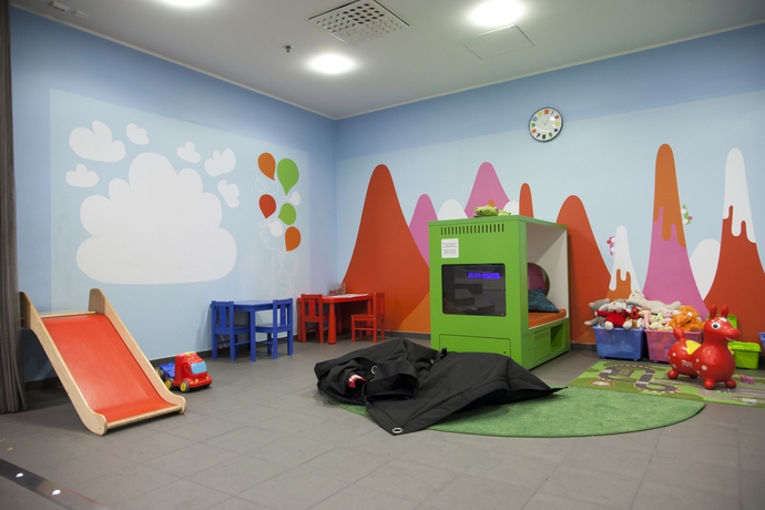 Imagen de los interiores del Hotel Scandic Julia. Foto 14