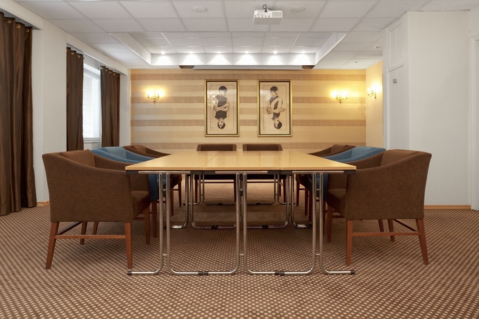 Imagen de los interiores del Hotel Scandic Neptun. Foto 6