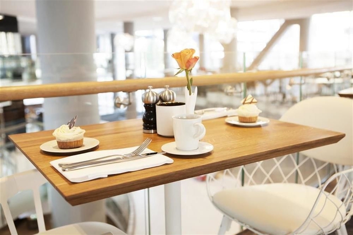 Imagen del bar/restaurante del Hotel Scandic Ørnen. Foto 3