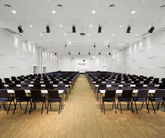 Imagen de los interiores del Hotel Scandic Oslo Airport. Foto 13