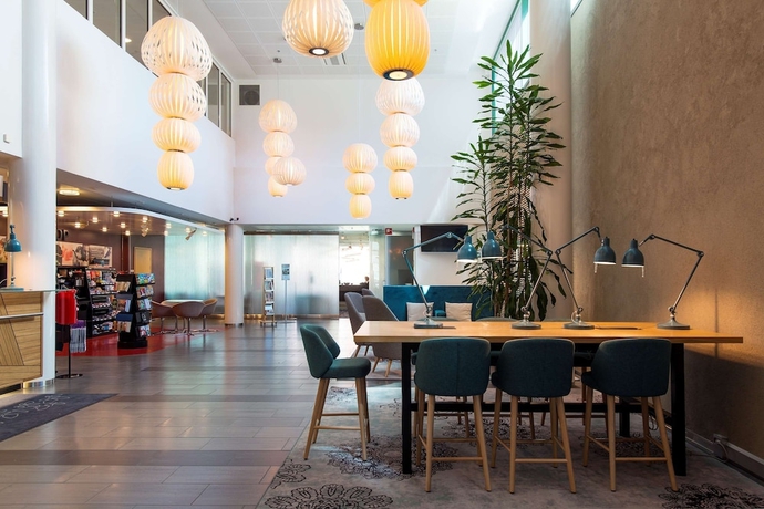Imagen de los interiores del Hotel Scandic Oulu City. Foto 18