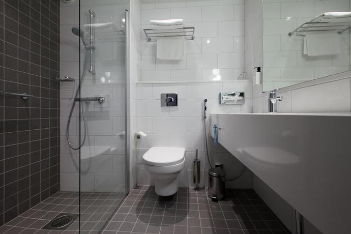 Imagen de la habitación del Hotel Scandic Park Helsinki. Foto 12