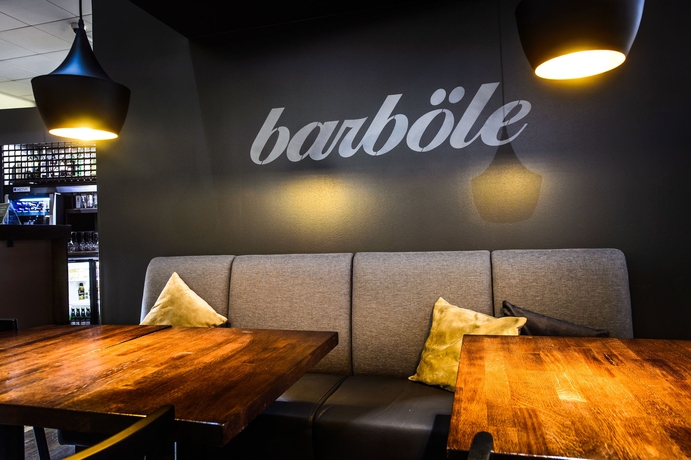 Imagen del bar/restaurante del Hotel Scandic Pasila. Foto 2