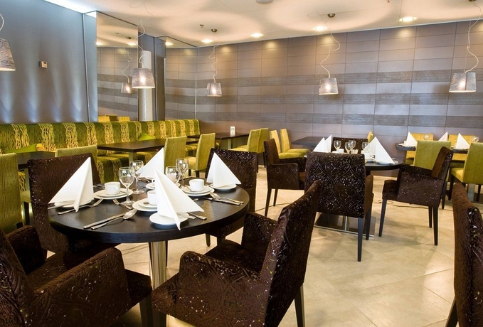 Imagen del bar/restaurante del Hotel Scandic Patria. Foto 5