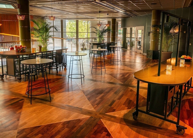 Imagen de los interiores del Hotel Scandic Plaza Umeå. Foto 19