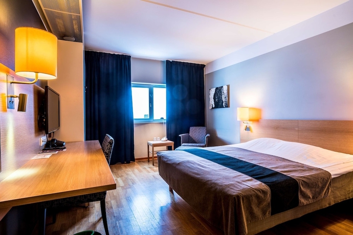Imagen de la habitación del Hotel Scandic Plaza Umeå. Foto 8