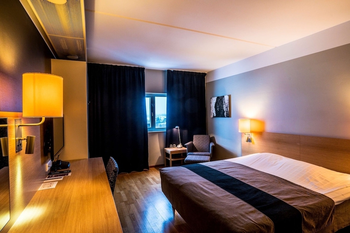 Imagen de la habitación del Hotel Scandic Plaza Umeå. Foto 11