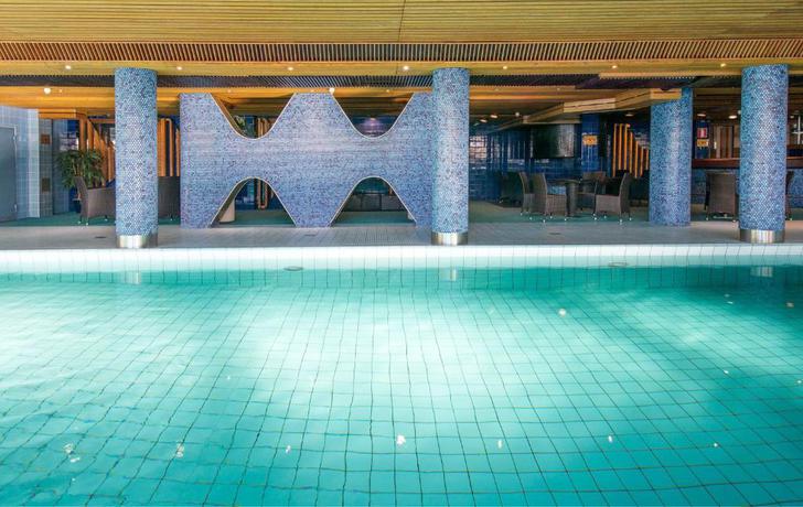 Imagen de la piscina del Hotel Scandic Pohjanhovi. Foto 14