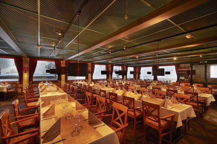 Imagen del bar/restaurante del Hotel Scandic Rukahovi. Foto 6