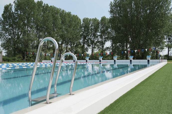 Imagen de la piscina del Hotel Scandic Segevång. Foto 19