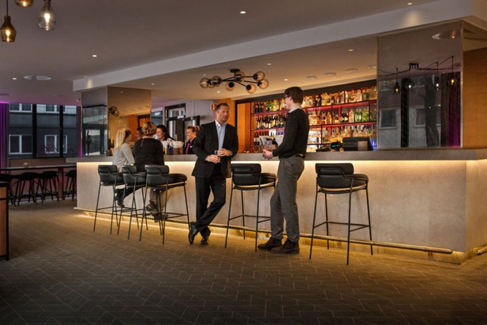 Imagen del bar/restaurante del Hotel Scandic Solli Oslo. Foto 2
