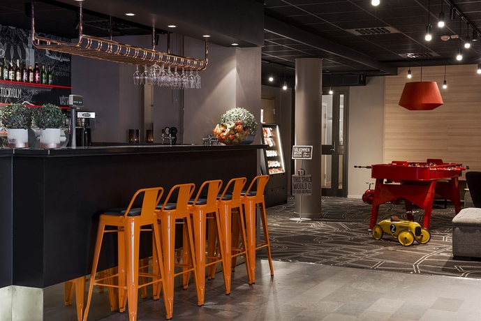 Imagen del bar/restaurante del Hotel Scandic Södertälje. Foto 2