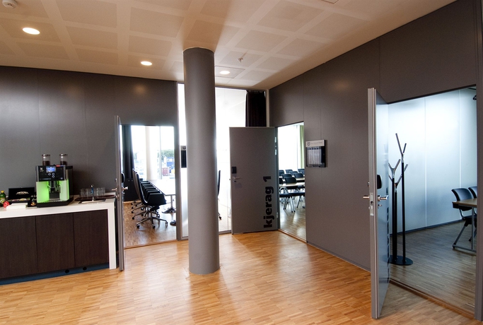 Imagen de los interiores del Hotel Scandic Stavanger Airport. Foto 12