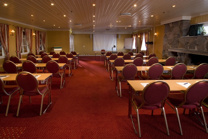 Imagen de los interiores del Hotel Scandic Svolv&aelig;r. Foto 13