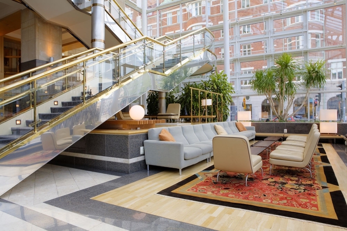 Imagen de los interiores del Hotel Scandic Triangeln. Foto 10