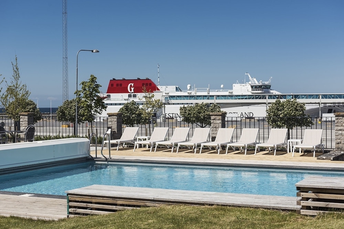 Imagen de la piscina del Hotel Scandic Visby. Foto 18