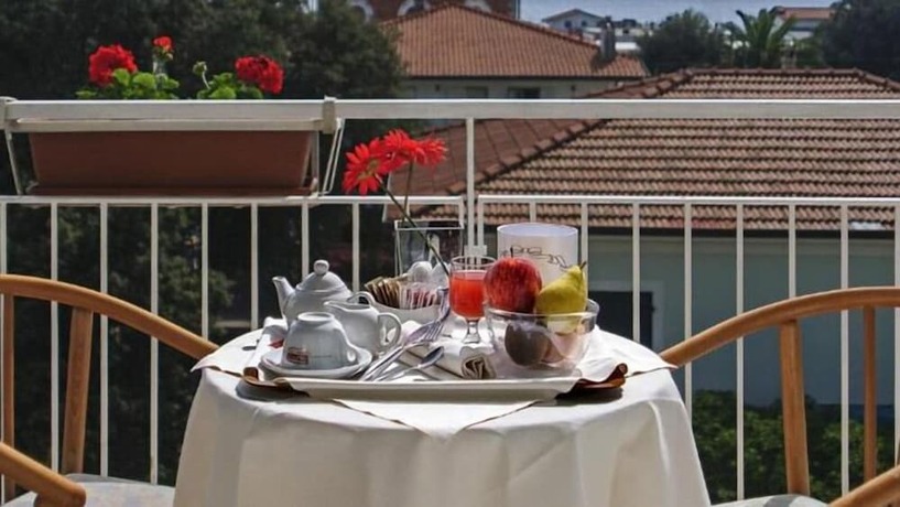 Imagen general del Hotel Scandinavia, Massa. Foto 3