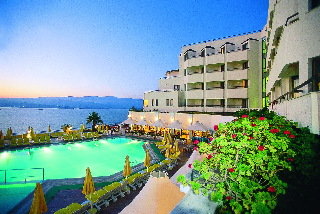 Imagen de los exteriores del Hotel Scanway Bayview. Foto 4