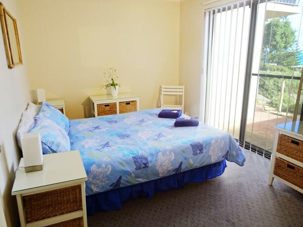 Imagen general del Hotel Scarborough and Absolutely Beachfront. Foto 12