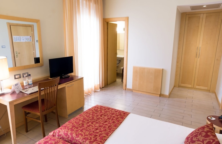 Imagen de la habitación del Hotel Scarlatti Hotel Milano. Foto 12