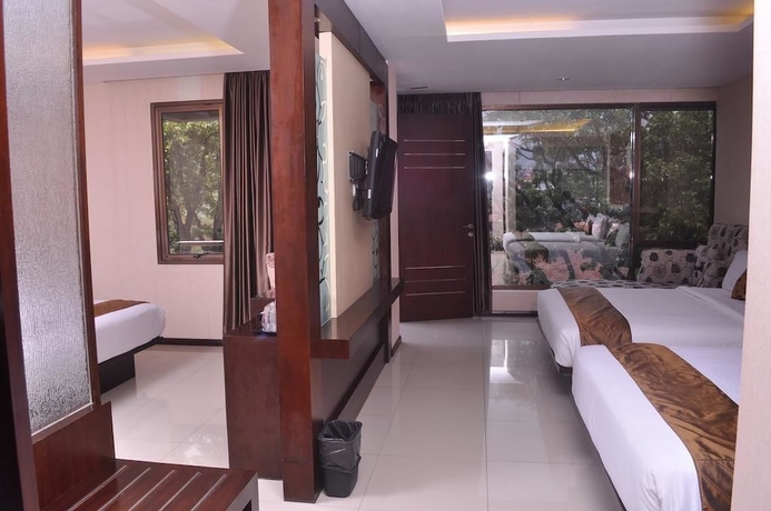 Imagen de la habitación del Hotel Scarlet Dago. Foto 3