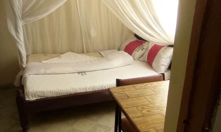 Imagen de la habitación del Hotel Scarlet Holiday Inn. Foto 4