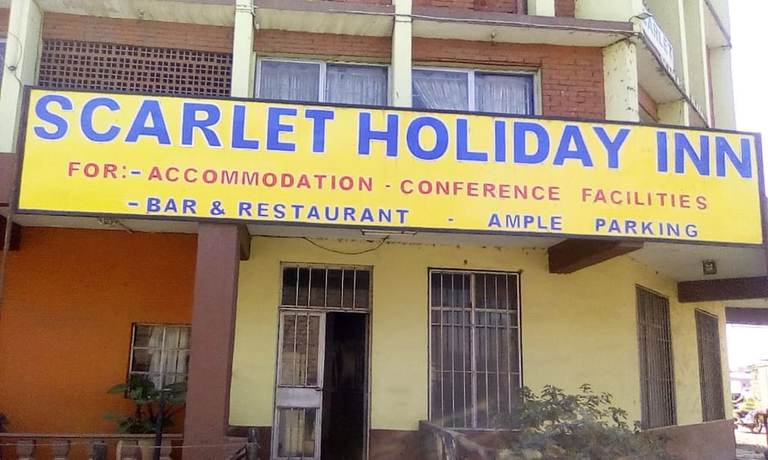 Imagen general del Hotel Scarlet Holiday Inn. Foto 1