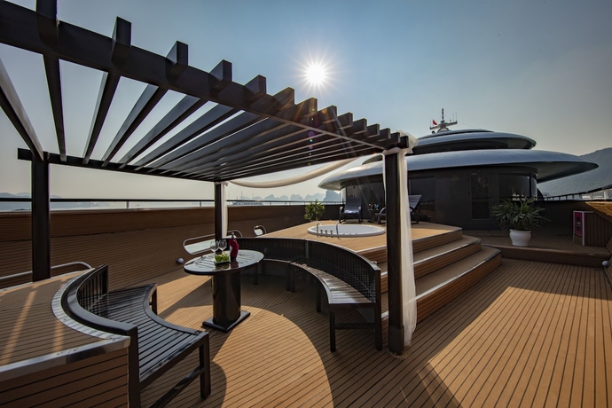 Imagen de la habitación del Hotel Scarlet Pearl Cruises. Foto 6