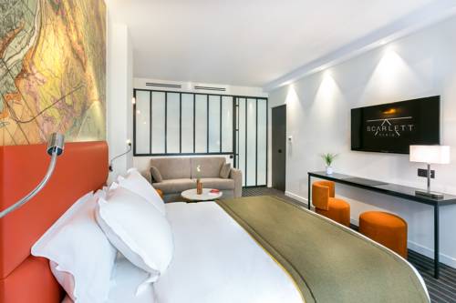 Imagen de la habitación del Hotel Scarlett. Foto 11