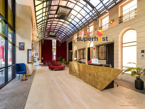 Imagen de los interiores del Hotel Scarletz Suites by Five senses. Foto 18