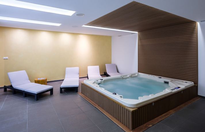 Imagen de la piscina del Hotel &Scaron;port Donovaly. Foto 18
