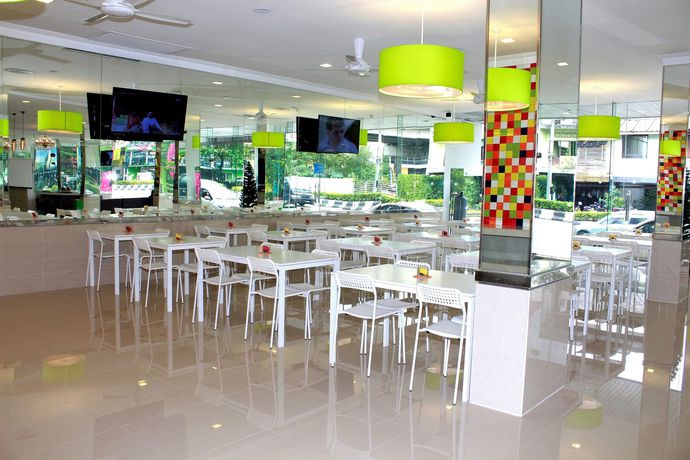 Imagen del bar/restaurante del Hotel Scc City Centre. Foto 7