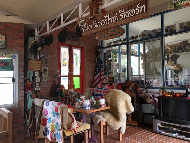 Imagen de los interiores del Hotel Scenic Riverside Resort. Foto 18