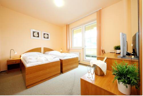 Imagen de la habitación del Hotel S-centrum. Foto 11