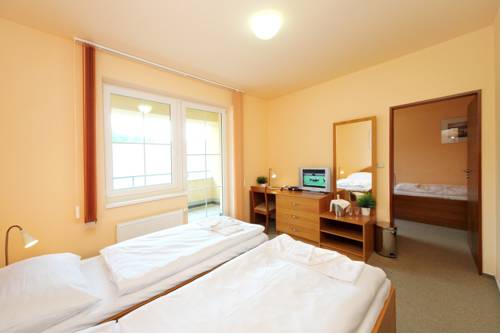 Imagen de la habitación del Hotel S-centrum. Foto 16