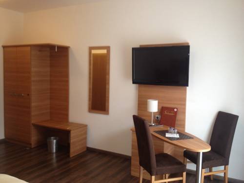 Imagen de la habitación del Hotel Schaider. Foto 9