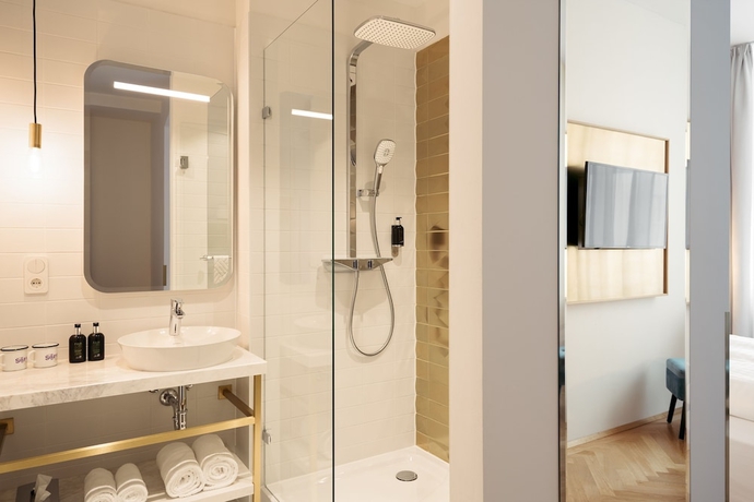 Imagen de la habitación del Hotel Schani Salon, Viena. Foto 12