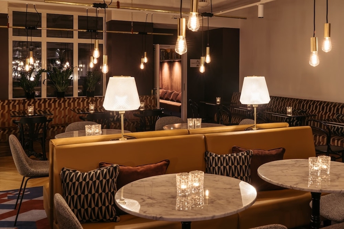 Imagen del bar/restaurante del Hotel Schani Salon, Viena. Foto 5