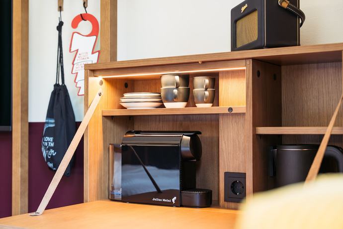 Imagen de la habitación del Hotel Schani UNO City. Foto 6